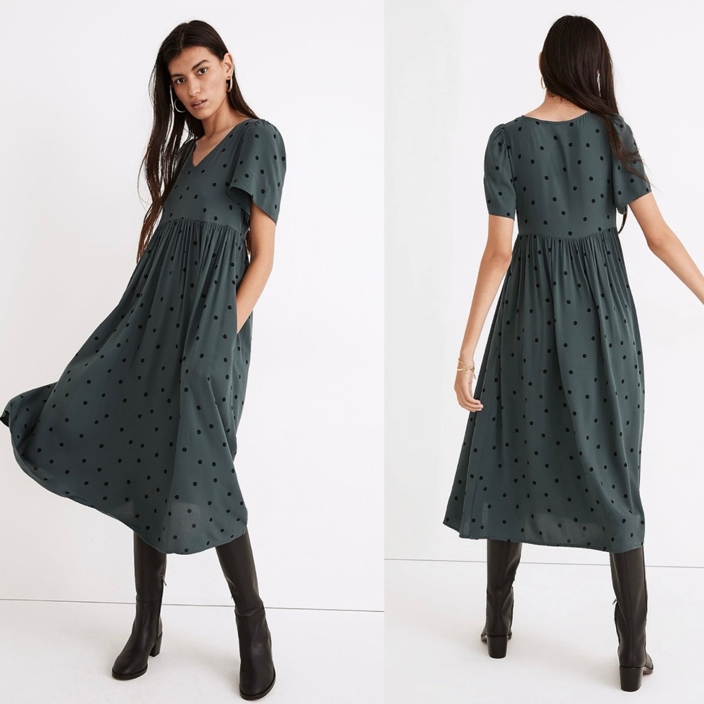 Madewell Puff-Sleeve V-Neck Midi Dress‎ in Tossed Dot Midnight Green